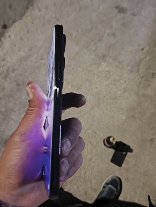 Продам vivo v 50 lite