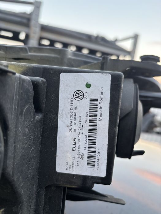 десен фар за vw caddy 2020-