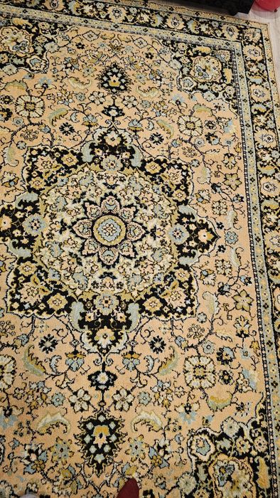 Шерстяной ковёр  очень теплый