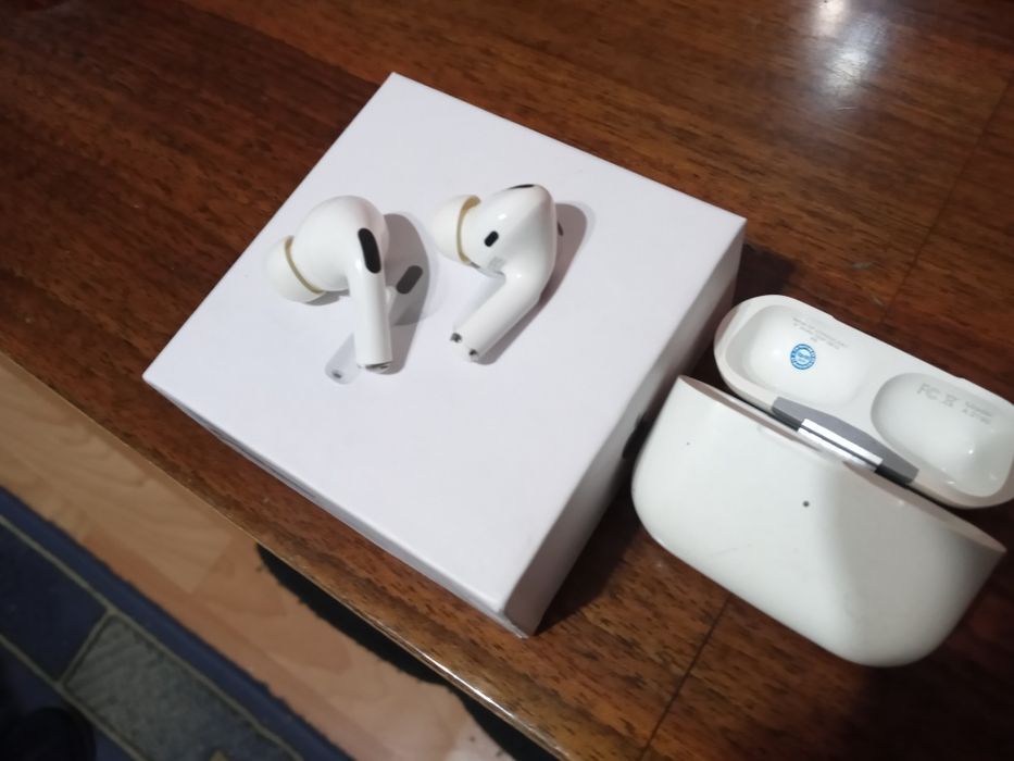 Продам наушники Аir Pods