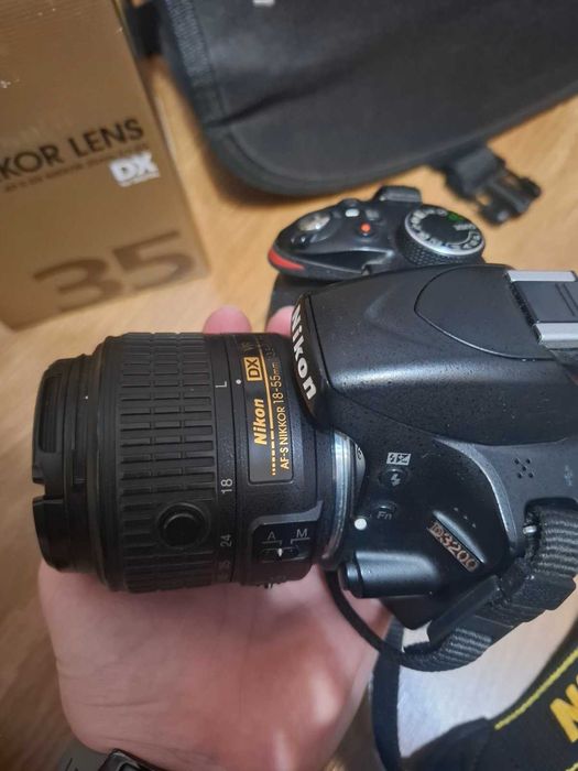 Nikon D3200 + 35mm 1.8 + 18-55mm + филтри – комплект или по отделно