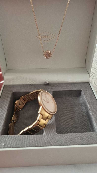 Set ceas Fossil + lantisor