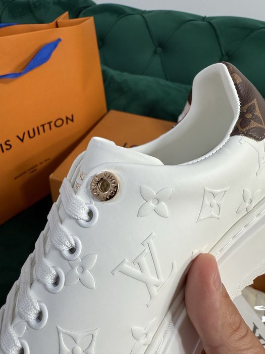 Adidasi Louis Vuitton piele naturala 100% Full Box colectie noua