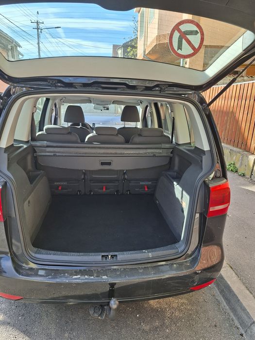 VOLKSWAGEN Touran 2012 — imagine 4