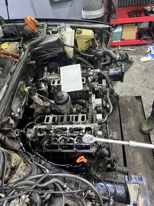 Vand sau schimb Audi a8 D2