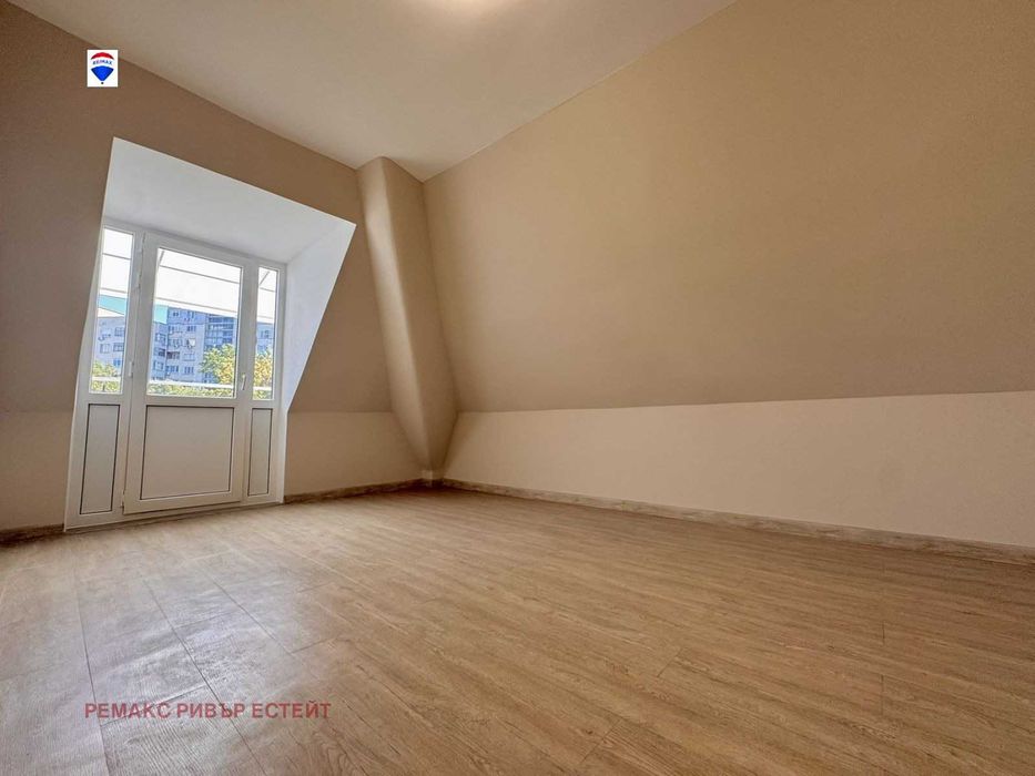 Продава се Двустаен апартамент в Русе, Широк център - 60 кв.м за 1332 €/кв.м - Снимка #12