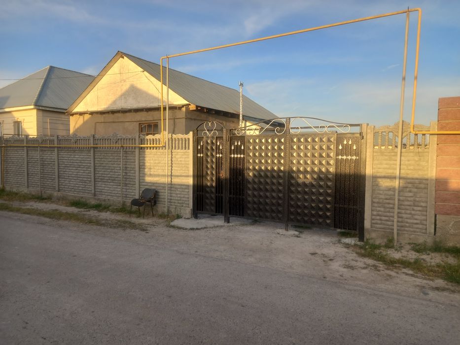 Байзакски раен село Улгили продам дом