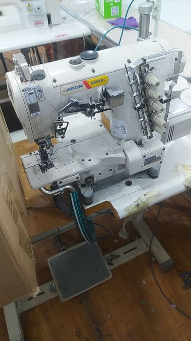 Жек тикув мошиналари  сотилади .