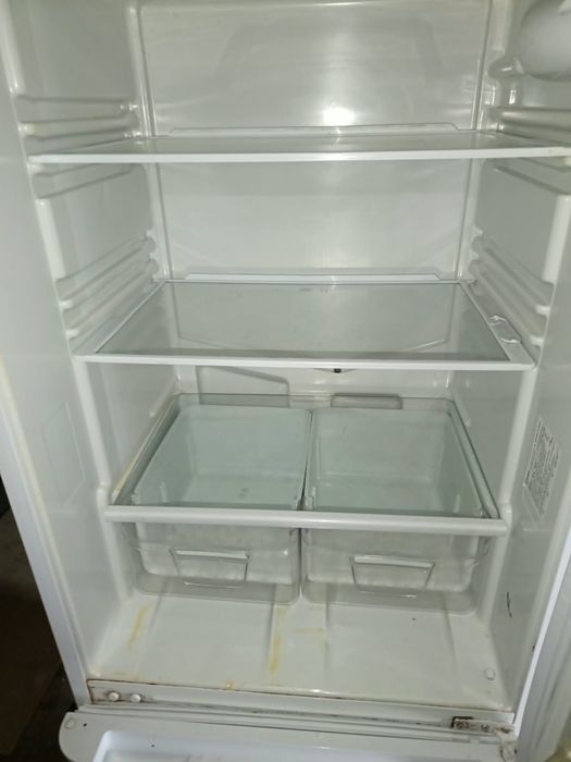 Продам холодильник