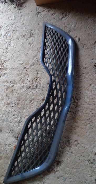 Решетка на камри 40-45