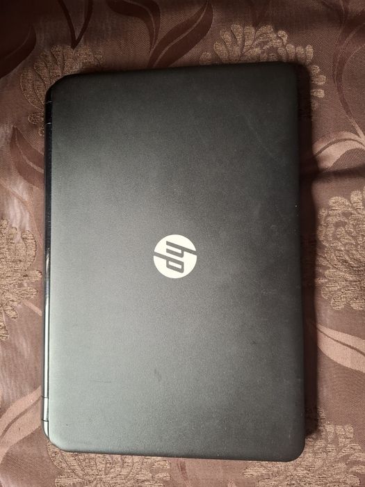 Vând laptop HP I5 gen5l 5