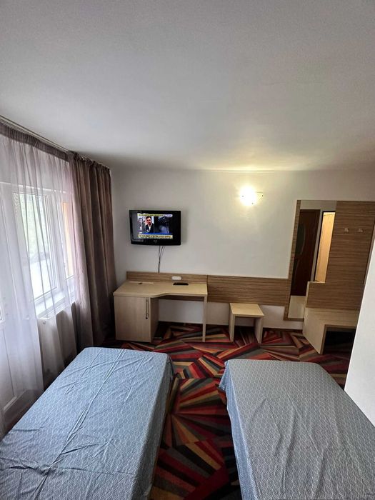 Garsoniere de închiriat /luna