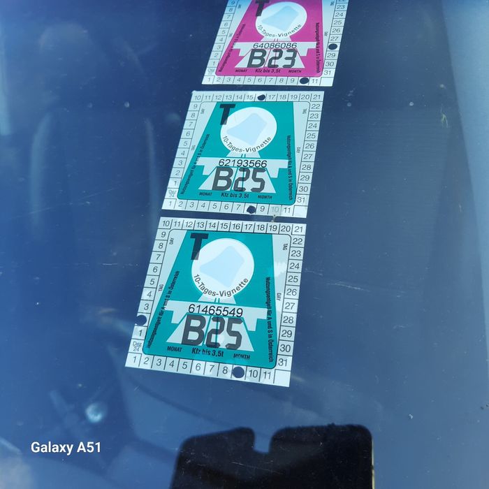 Vînd kia  sportige 2007