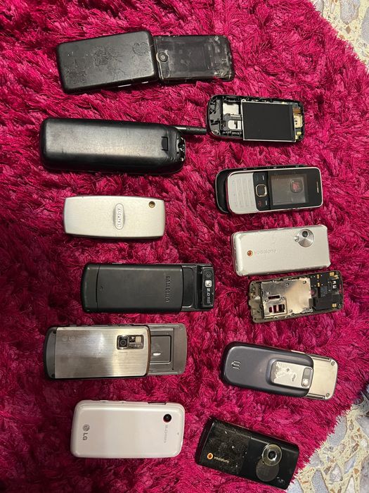 Telefoane vintage de colectie