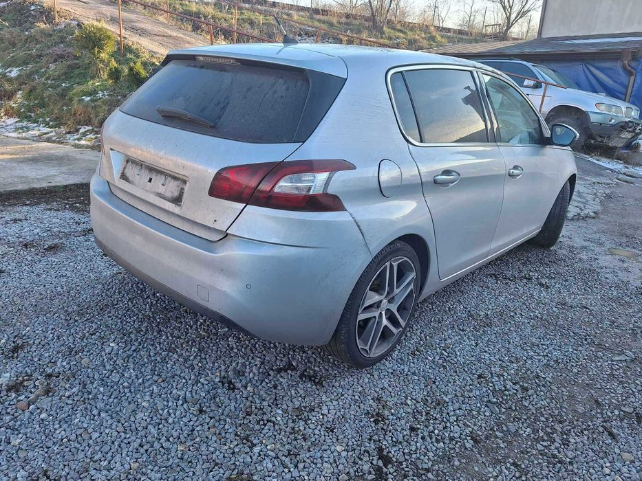 Peugeot 308 2015Г. 1.6 115hp на части 115кс HDI хди  НА ЧАСТИ