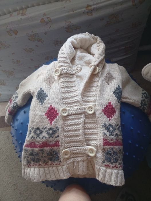 Пальто утеплённое на 2-3 года