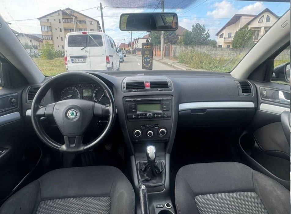 Skoda octavia 2007 1.6Benzina