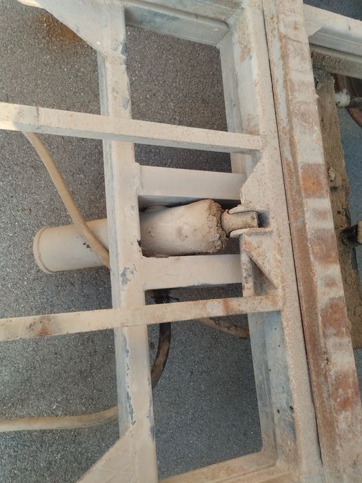 Бортовая платформа, самосвал.