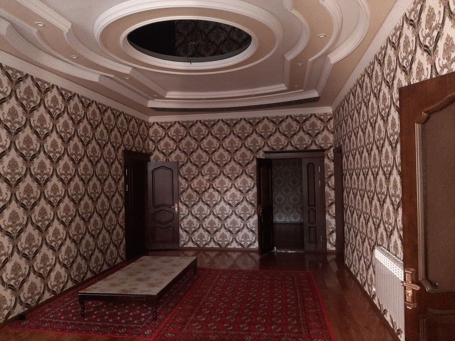 Урганч шахрида 450м² ховли жой сотилади. Евро ремонт килинган.