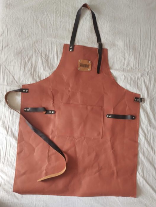 Кожена престилка за барбекю