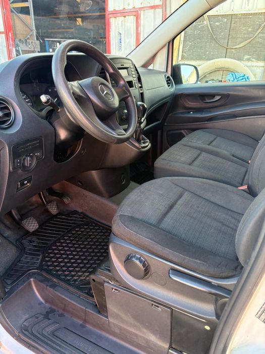 Mercedes Vito,2019