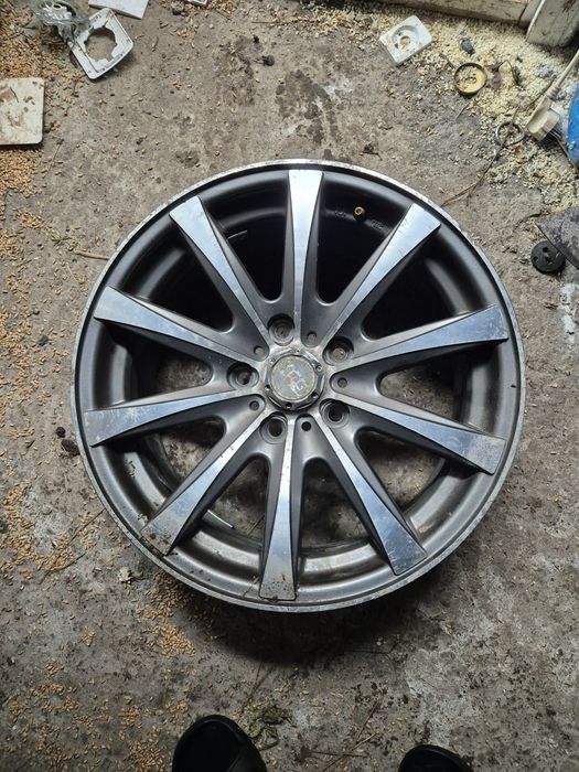 Vând urgent jante aliaj de 16.