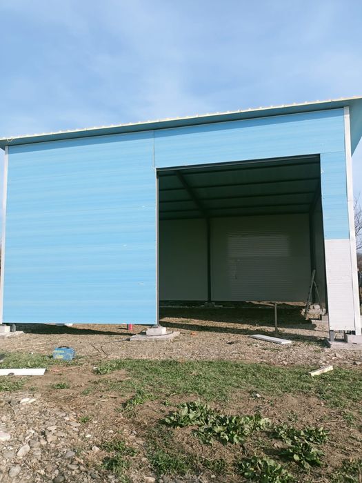 Vand hala metalica de 12 m x20 m x5 m din profil ipe de 200