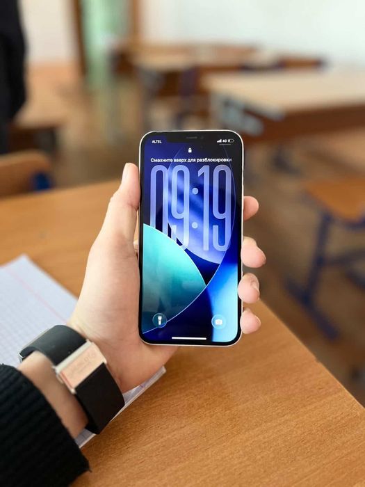 Айфон 12 продается