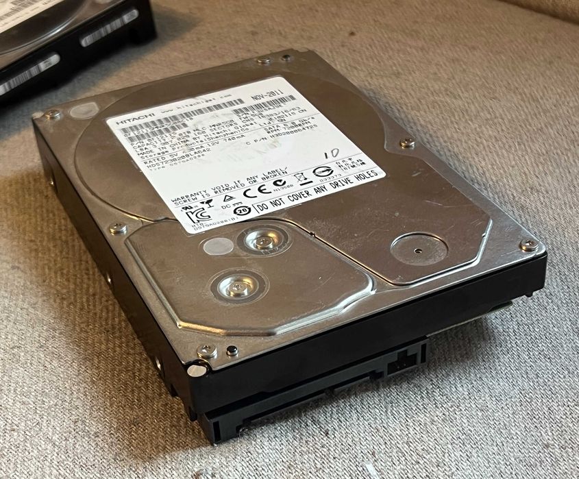 Hard disk 2TB Hitachi HDS723020BLA642 SATA 7200rpm testat OK