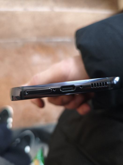 Samsung galaxy s23 256/8