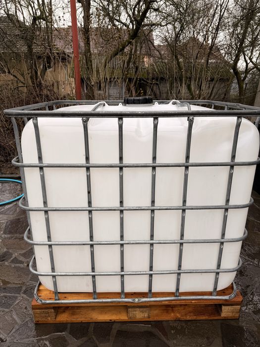 Bazin IBC 1000L cu cadru metalic – stare foarte bun