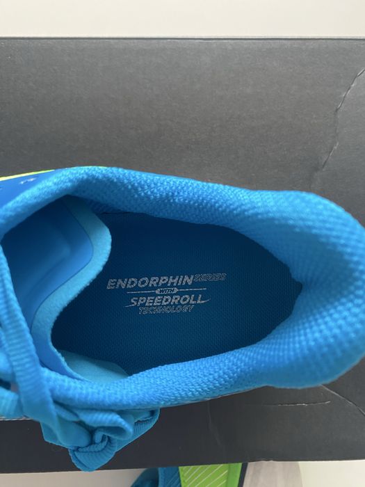 Saucony Endorphin Azura model 2026 mărime 42