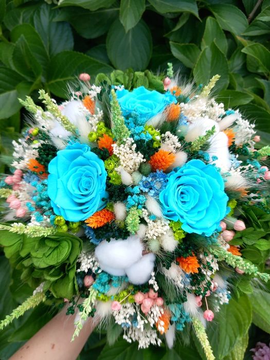 Buchet mireasa din flori naturale uscate si criogenate