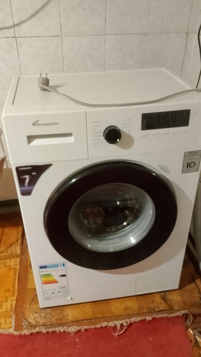 Продам стиральную машинку