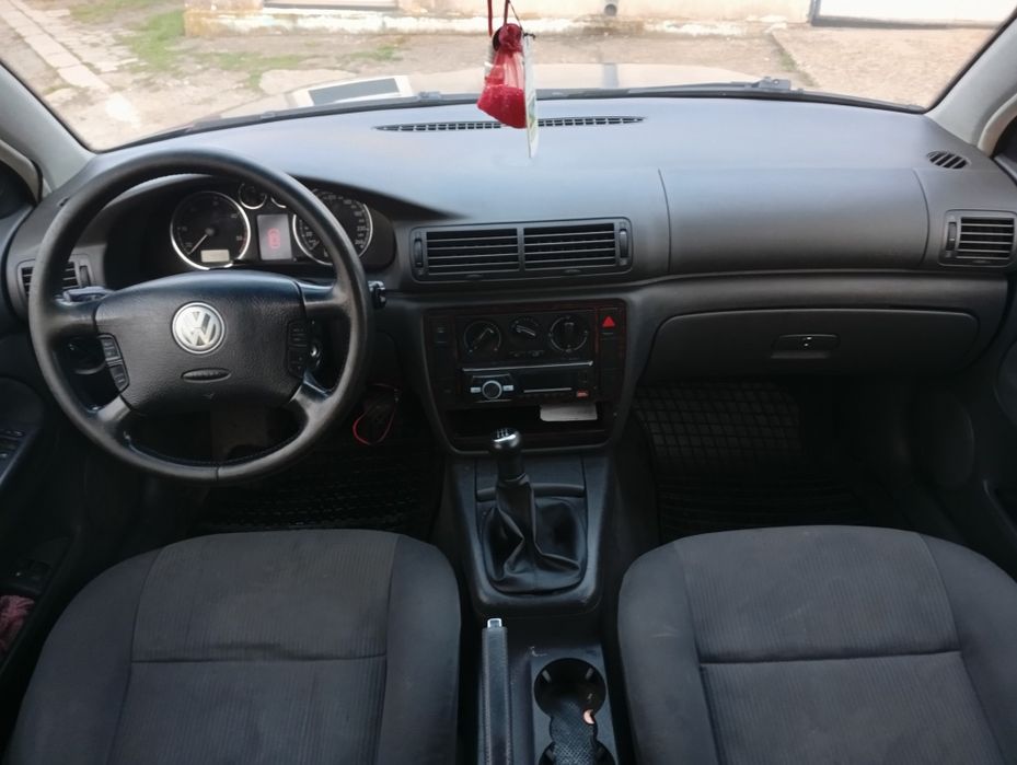 Volkswagen  Passat B.5.5