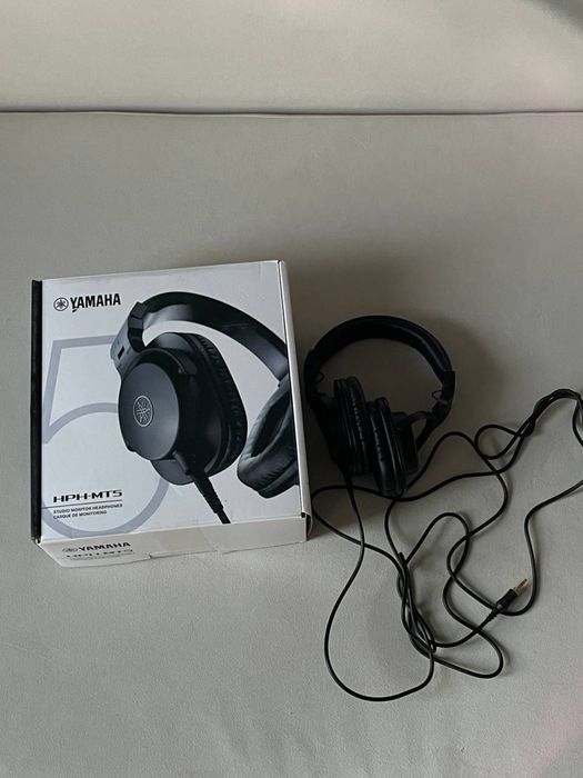 Наушники yamaha HPH-MT5