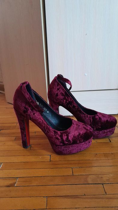 Каблук новый.  Пишите