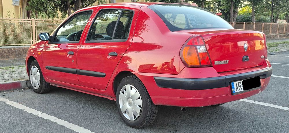 Renault CLIO 1.4 Benzina 2004