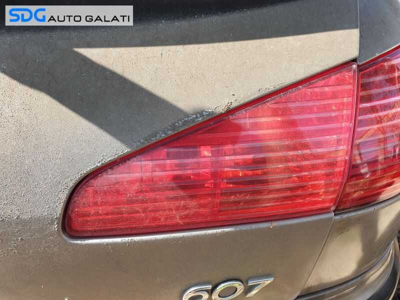 Stop Lampa Tripla Dreapta Capota Portbagaj Peugeot 607 2000 - 2008