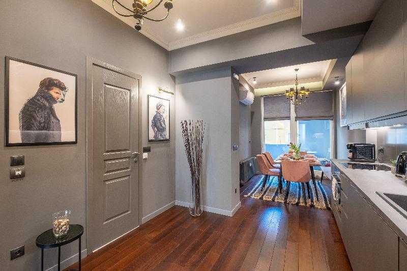 Продава се Тристаен апартамент в София, Зона Б-18 - 88 кв.м за 1705 €/кв.м - Снимка #1