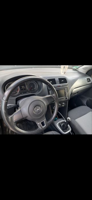 VOLKSWAGEN Polo 2011 — imagine 3