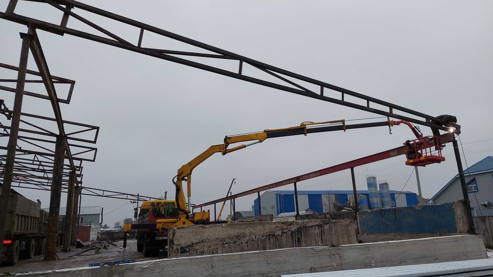 Манипулятор, автовышка. Услуги.