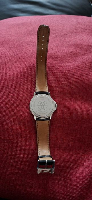 Продавам часовник Raymond Weil в гаранция