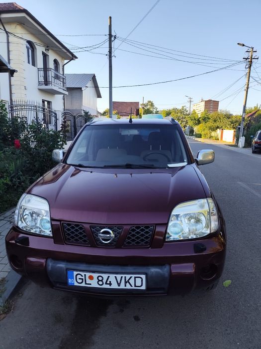 Nissan  X  Trail