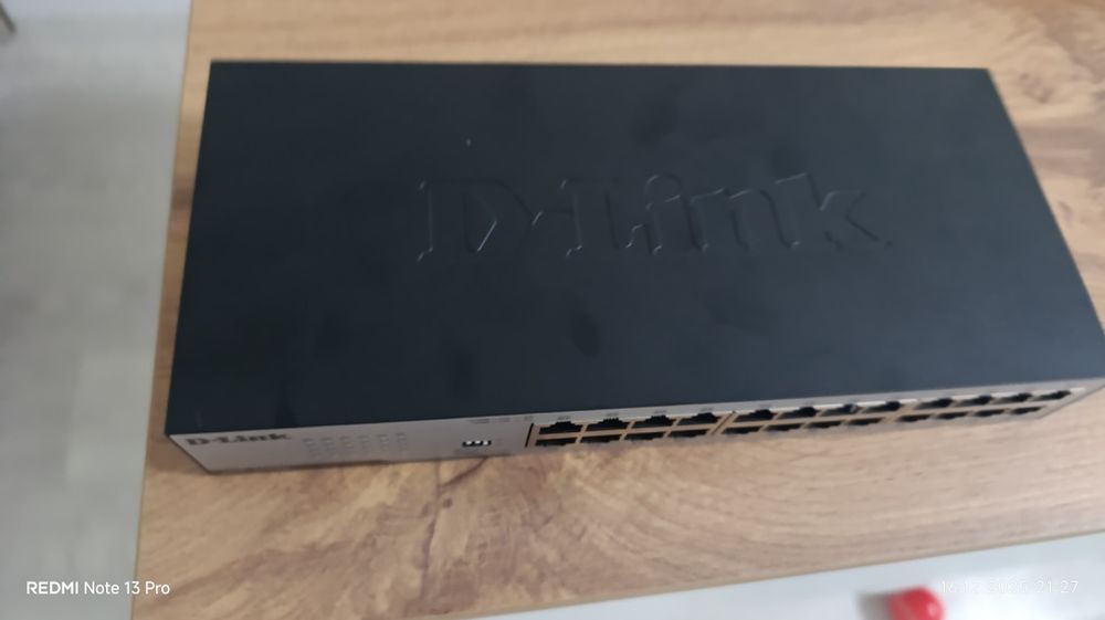 Коммутатор D-link 24 порта