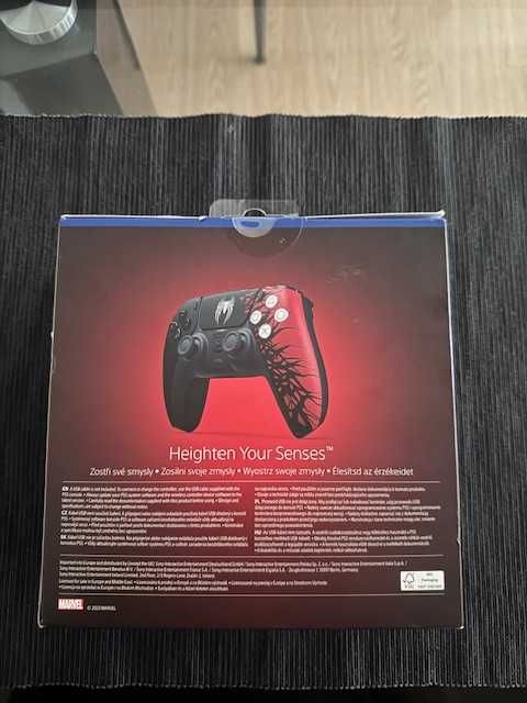 Чисто нов- Sony Playstation 5 Dualsense Spider-Man 2 Limited Edition