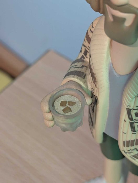 Винилова фигурка на "Пичът" от култовият филм "Големият Лебовски"