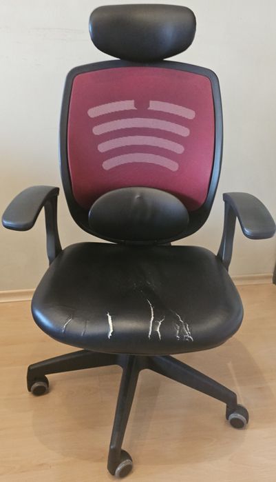 Стол Ергономичен с Облегалка за глава