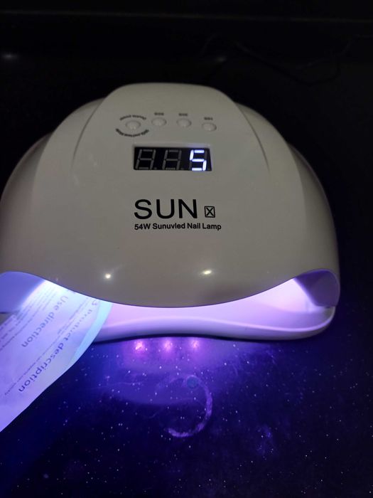 свето диодная лампа -сушилка для ногтей-маникюра и педикюра