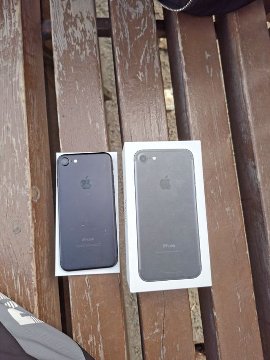 Продам айфон 7 128гб